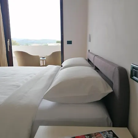 Emerald Coast Guest house Arzachena
